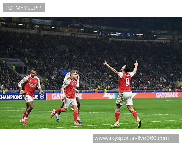 欧冠激战曼城6比2大胜里昂补时绝杀瞬间点燃全场激情