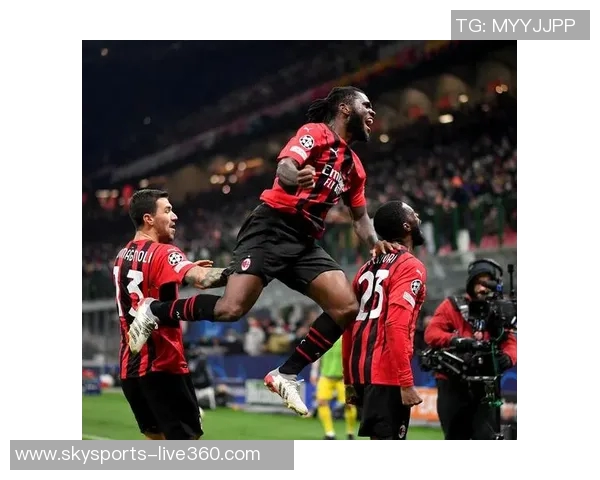 足总杯精彩对决AC米兰完胜利物浦神扑瞬间引发全场狂欢