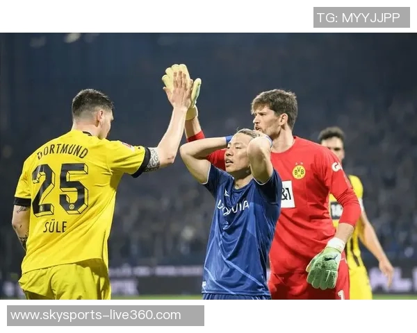 友谊赛激战成平局里昂与莱比锡争议判罚引发全场热议