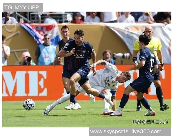西甲精彩对决巴黎圣日耳曼大胜曼联战术解析与绝杀瞬间回顾 西甲精彩对决巴黎圣日耳曼大胜曼联战术解析与绝杀瞬间回顾