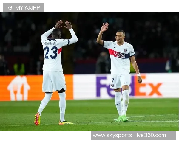 巴黎圣日耳曼逆袭拜仁上演帽子戏法引爆友谊赛全场热潮 巴黎圣日耳曼逆袭拜仁上演帽子戏法引爆友谊赛全场热潮